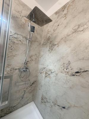 Apartament 2 camere de închiriat zona Decebal-Alba Iulia