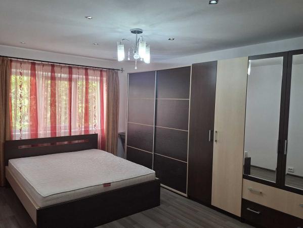 Apartament 2 camere decomandat de vânzare – Zonă Lidl, Str. Mureș | Complet mobilat și utilat | Bloc anvelopat