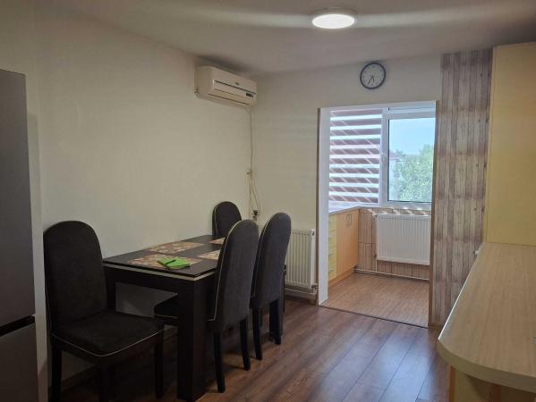 Apartament 2 camere decomandat de vânzare – Zonă Lidl, Str. Mureș | Complet mobilat și utilat | Bloc anvelopat