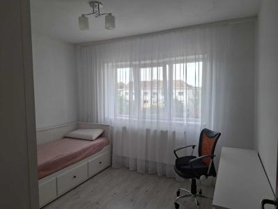 Apartament 2 camere decomandat de vânzare – Zonă Lidl, Str. Mureș | Complet mobilat și utilat | Bloc anvelopat
