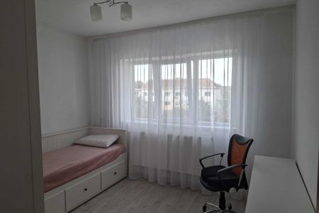 Apartament 2 camere decomandat de vânzare – Zonă Lidl, Str. Mureș | Complet mobilat și utilat | Bloc anvelopat