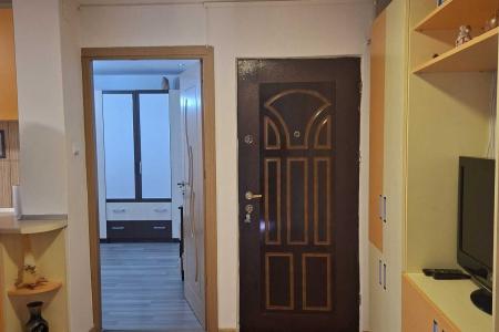 Apartament 2 camere decomandat de vânzare – Zonă Lidl, Str. Mureș | Complet mobilat și utilat | Bloc anvelopat