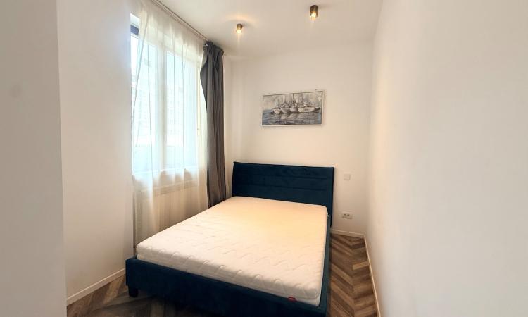 2 camere ultracentral de închiriat la doar 2 minute de Parcul Cișmigiu - Regina Elisabeta