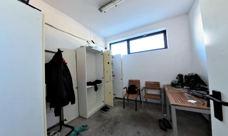 Spațiu Comercial - Afacere - De Vanzare - Militari Residence