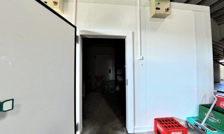 Spațiu Comercial - Afacere - De Vanzare - Militari Residence