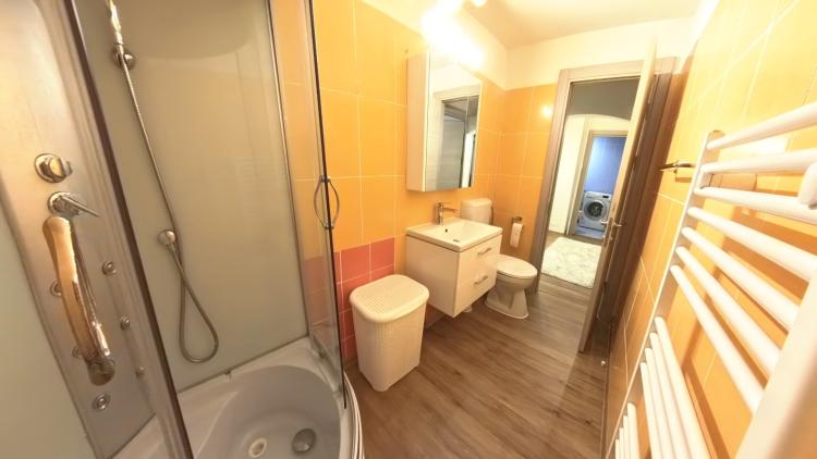3 Camere, 2 locuri de parcare/Calea Vitan Aproape de Mall si Metrou
