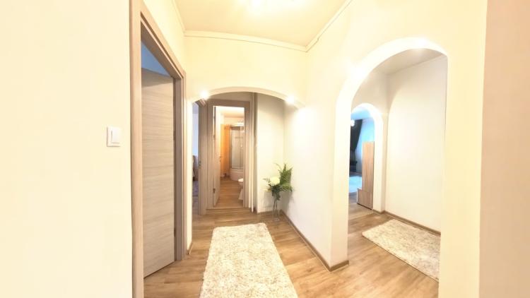 3 Camere, 2 locuri de parcare/Calea Vitan Aproape de Mall si Metrou