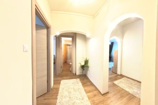 3 Camere, 2 locuri de parcare/Calea Vitan Aproape de Mall si Metrou