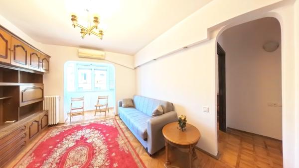 3 camere de inchiriat /Piata Kogalniceanu