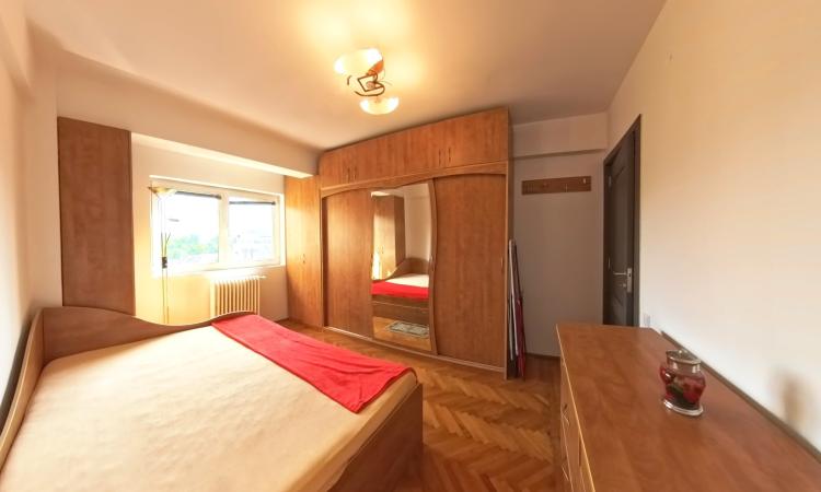 3 camere de3 inchiriat /Piata Kogalniceanu