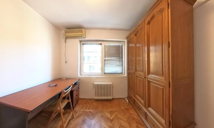 3 camere de3 inchiriat /Piata Kogalniceanu