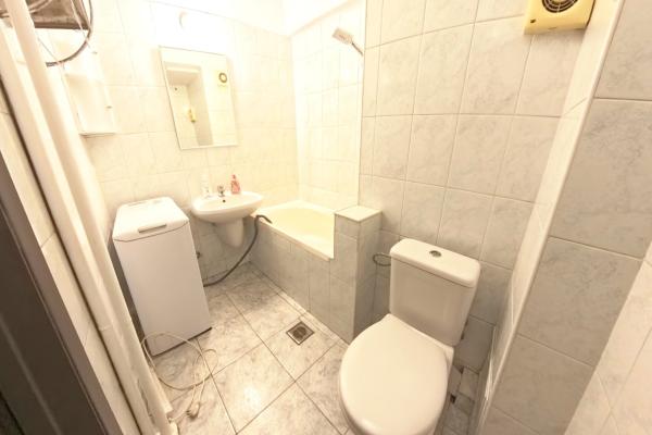 3 camere de inchiriat /Piata Kogalniceanu