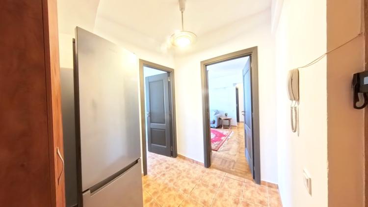 3 camere de3 inchiriat /Piata Kogalniceanu