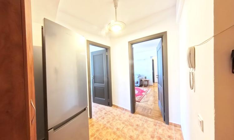 3 camere de3 inchiriat /Piata Kogalniceanu