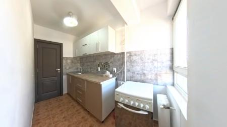 3 camere de3 inchiriat /Piata Kogalniceanu