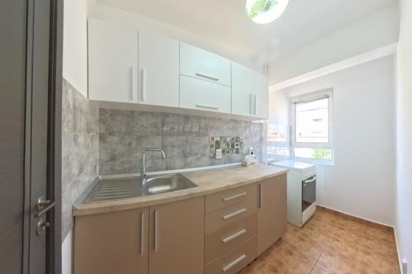 3 camere de inchiriat /Piata Kogalniceanu