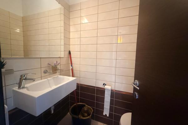 Apartament 2 camere de închiriat + loc de parcare Asmita Gardens