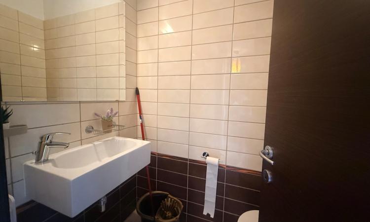 Apartament 2 camere de închiriat + loc de parcare Asmita Gardens