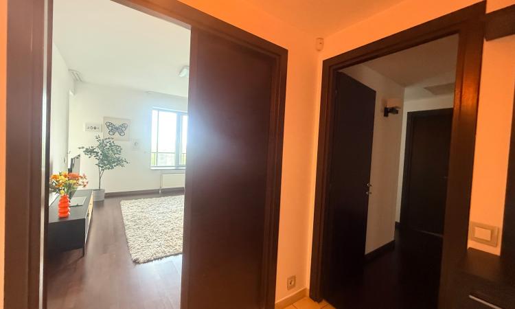 Apartament 2 camere de închiriat + loc de parcare Asmita Gardens