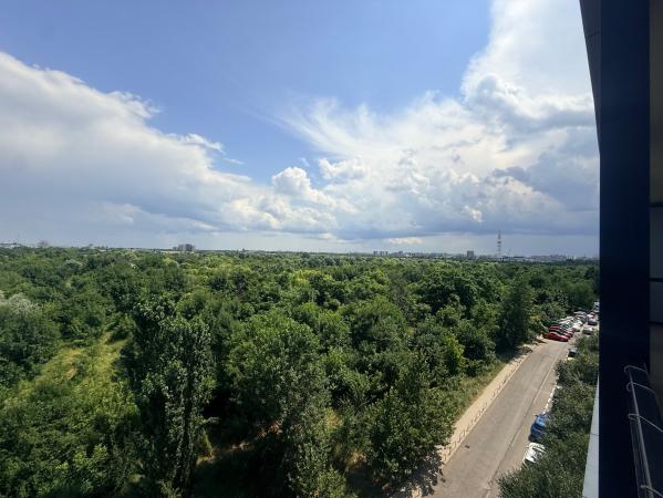Apartament 2 camere de închiriat + loc de parcare Asmita Gardens