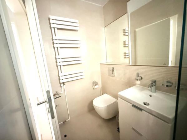 Apartament 2 camere de închiriat birou sau cabinet Piața Dorobanti
