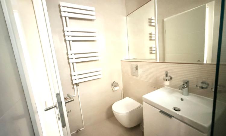 Apartament 2 camere de închiriat birou sau cabinet Piața Dorobanti
