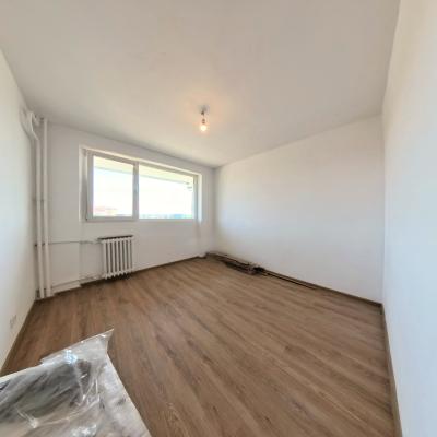 3 Camere - Prelungirea Ghencea - Balcon 9mp