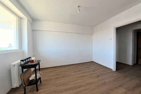 3 Camere - Prelungirea Ghencea - Balcon 9mp