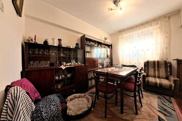 3 Camere - Râul Doamnei - Balcon Spațios