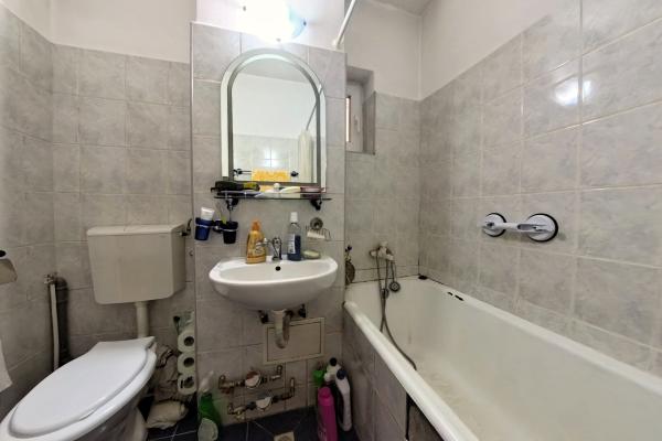 3 Camere - Râul Doamnei - Balcon Spațios