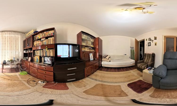 3 Camere - Râul Doamnei - Balcon Spațios