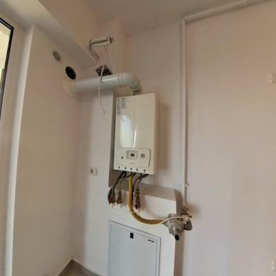 Comision 0 - 2 Camere - Como Park Residence