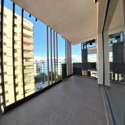 Comision 0 - 2 Camere - Como Park Residence