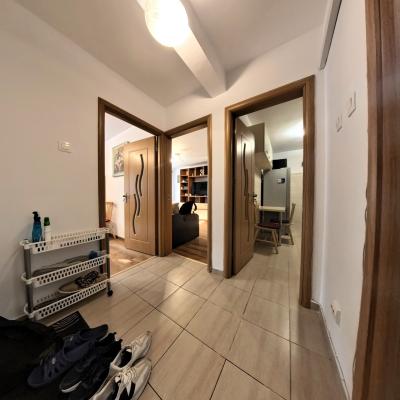 2 Camere - Parter - Renovat - Piața Moghioroș