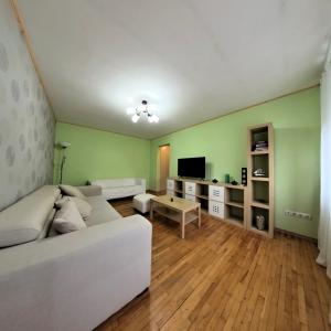 2 Camere - Valea Ialomiței - Drumul Taberei