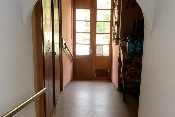 Apartament spațios1 cameră, 84 mp, în clădire istorică, pe malul Begai