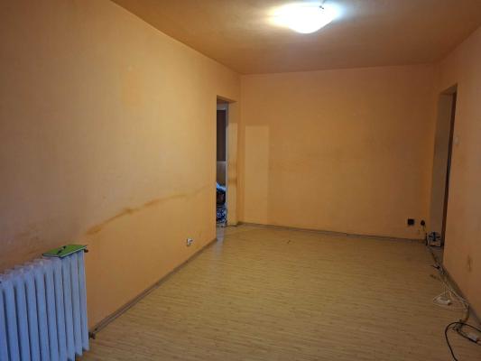 Apartament 3 camere | Etaj 2 | Calea Șagului | Boxă | Locație excelentă
