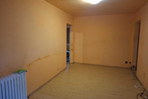 Apartament 3 camere | Etaj 2 | Calea Șagului | Boxă | Locație excelentă