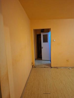 Apartament 3 camere | Etaj 2 | Calea Șagului | Boxă | Locație excelentă