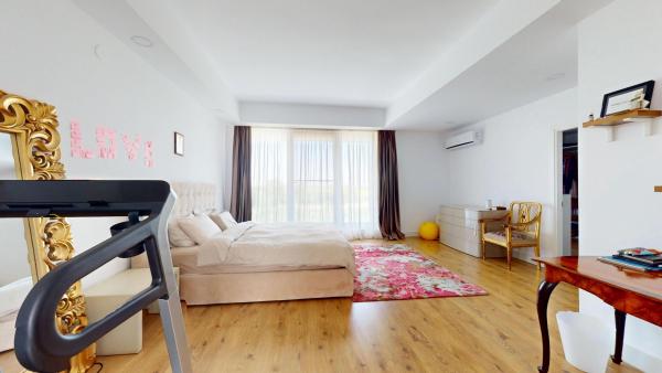 Casă individuală premium pe malul lacului – Cosmopolis