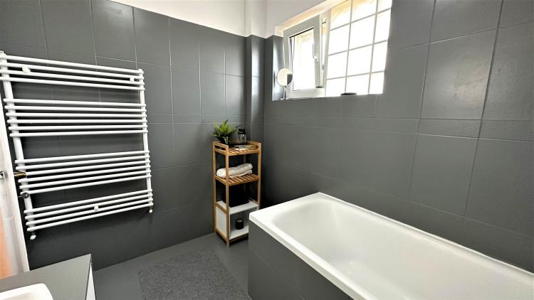 3 camere decomandat|Parc Crângași & dig |centrală|2 AC| 2 bai|renovat