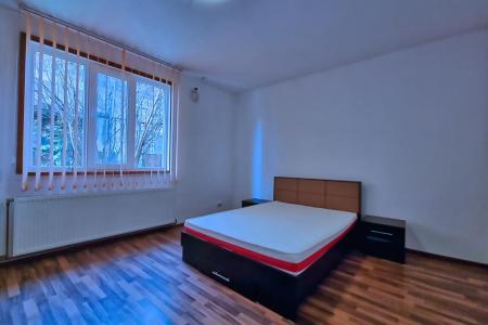 Stefan cel Mare - Dinamo - Metrou - 2 camere, 65mp