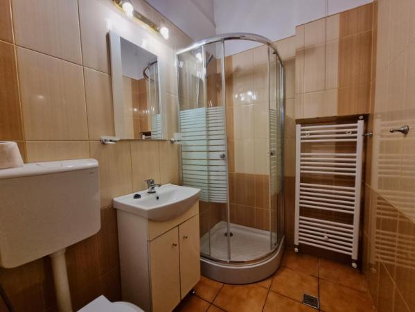 Stefan cel Mare - Dinamo - Metrou - 2 camere, 65mp