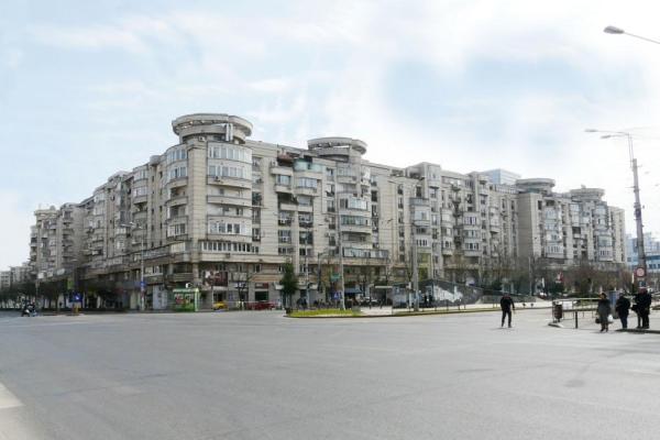 3 camere nemobilate - Unirii - Sfanta Vineri