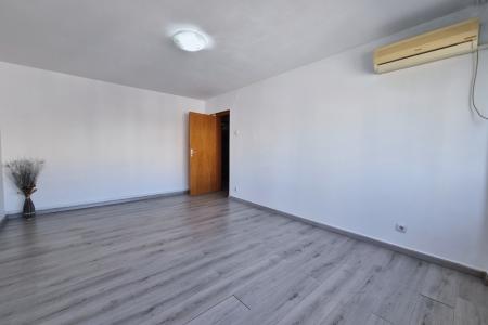 3 camere nemobilate - Unirii - Sfanta Vineri