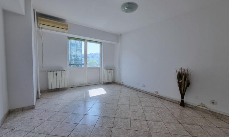 3 camere nemobilate - Unirii - Sfanta Vineri
