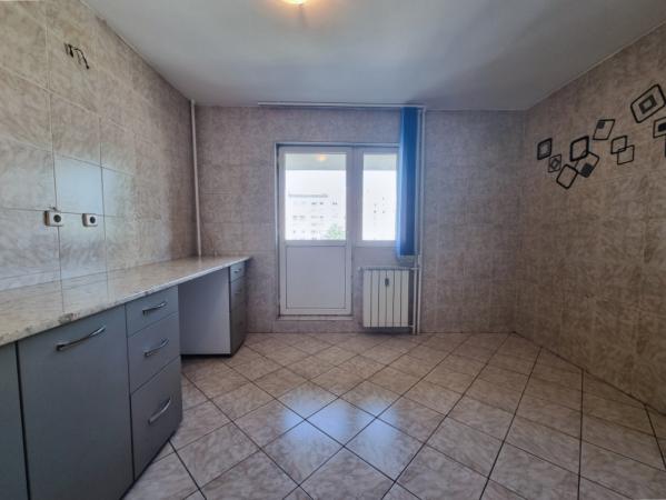 3 camere nemobilate - Unirii - Sfanta Vineri