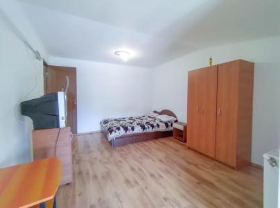 Garsoniera Economica - Piata Rahova
