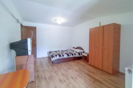 Garsoniera Economica - Piata Rahova
