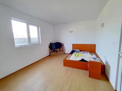 Vila P+1+M - 12 camere - Adunatii Copaceni